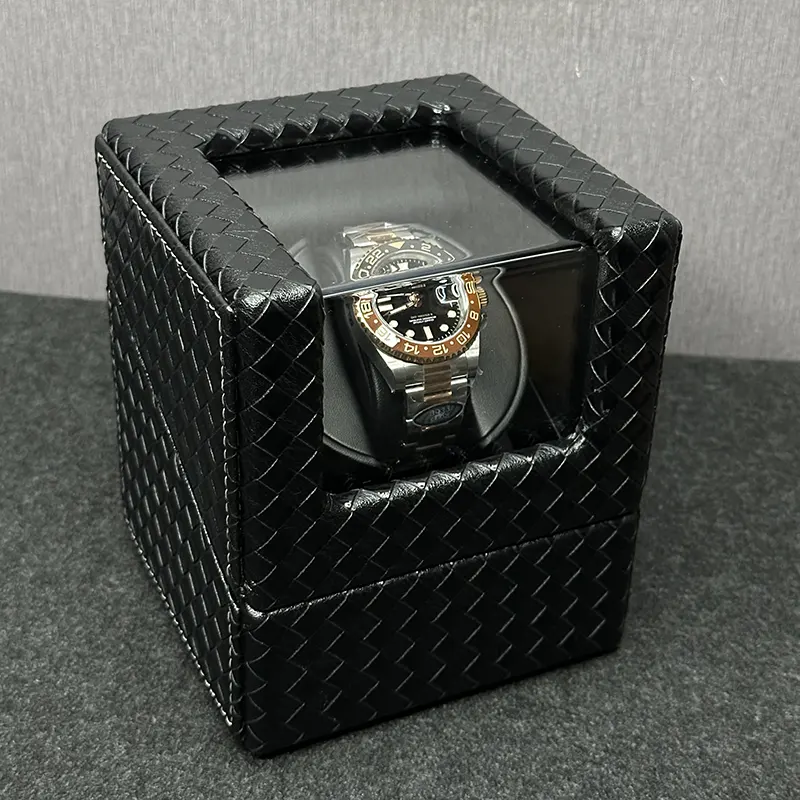 1 Slot Black Watch Winder for Automatic Watch Luxurious Design